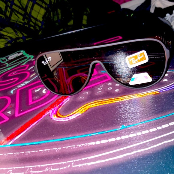 New design from Ray-ban - Picture 2 of 3